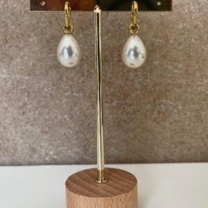 Pendiente perla lágrima