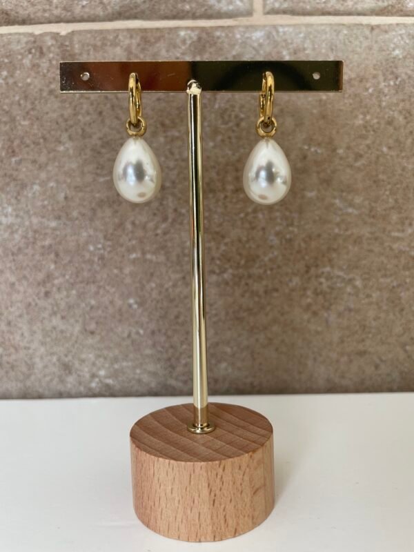 Pendiente perla lágrima