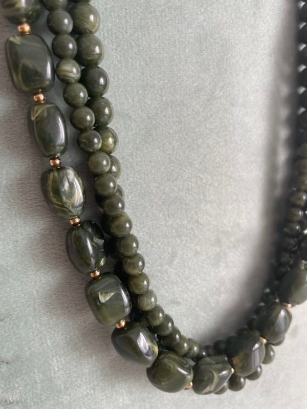 Collar triple cuentas
